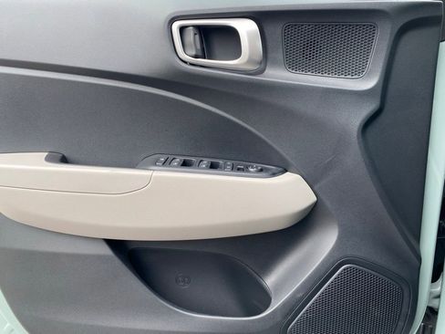 New 2026 Hyundai Venue SEL FWD image 23