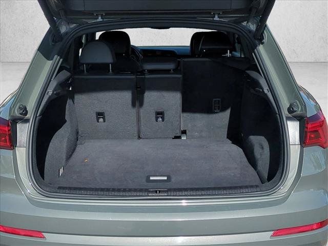 Used 2021 Audi Q3 2.0T Premium AWD/4WD image 6