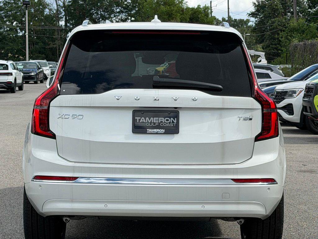 New 2026 Volvo XC90 T8 Plus w/ Protection Package Premier AWD/4WD image 3