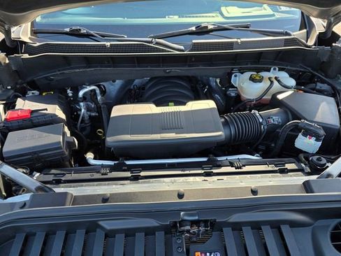 Used 2023 Chevrolet Silverado 1500 LT w/ Protection Package AWD/4WD image 11