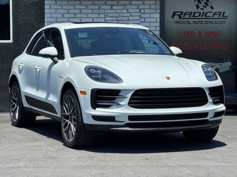 Used 2019 Porsche Macan AWD/4WD image 6
