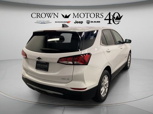 Used 2024 Chevrolet Equinox LT w/ LPO, Floor Liner Package AWD/4WD image 14