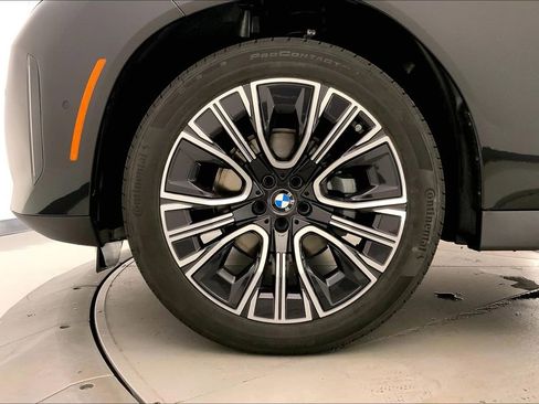 New 2025 BMW X3 xDrive30i w/ Premium Package image 9