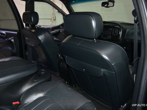 Used 2002 Lincoln Blackwood image 16