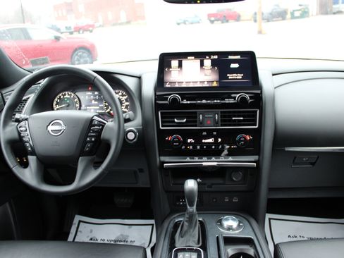Certified 2024 Nissan Armada SL w/ Midnight Edition Package image 19