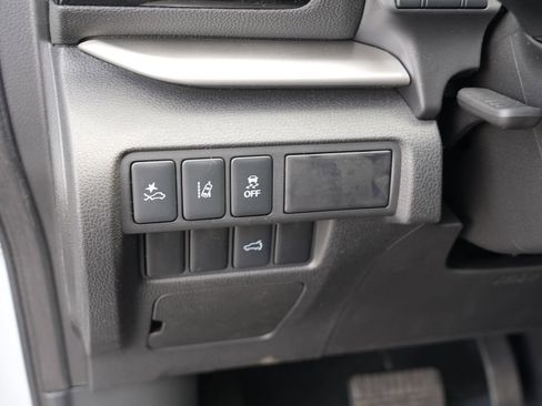 New 2026 Mitsubishi Eclipse Cross SE AWD/4WD image 17