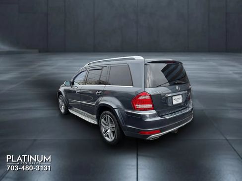 Used 2010 Mercedes-Benz GL 550 4MATIC image 8
