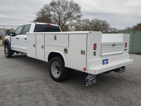 New 2026 Ford F450 XL w/ XL Chrome Package image 5