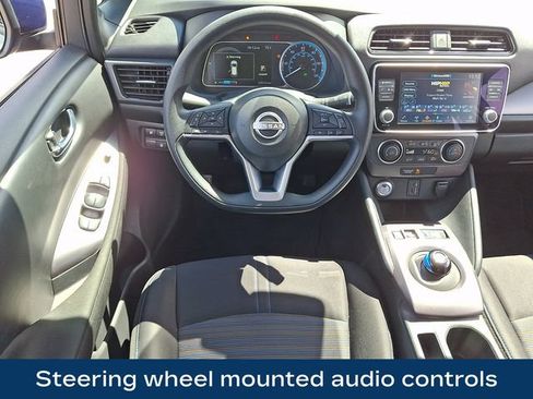 Used 2025 Nissan Leaf S FWD image 3