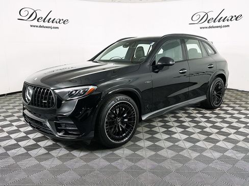 Used 2024 Mercedes-Benz GLC 43 AMG 4MATIC image 3