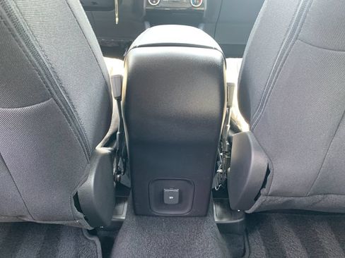 Used 2022 Ford Escape S AWD/4WD image 15