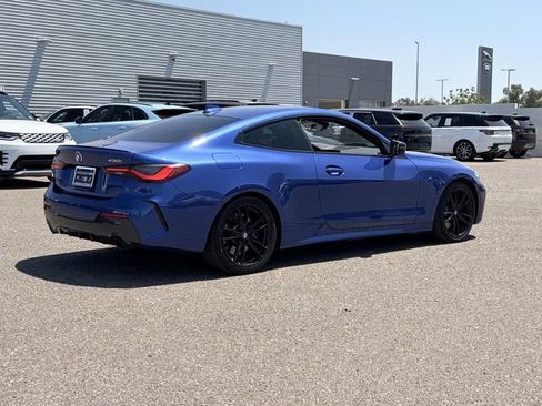 Used 2022 BMW 430i Coupe w/ M Sport Package RWD image 4