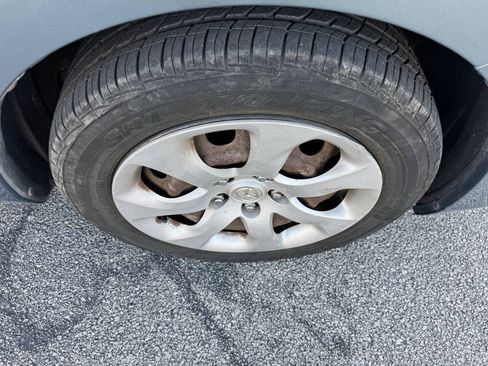 Used 2010 MAZDA MAZDA3 i Sport FWD image 19