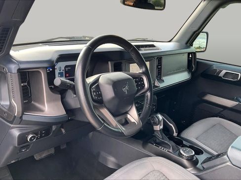 Used 2023 Ford Bronco Outer Banks AWD/4WD image 17