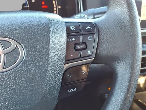 Used 2025 Toyota Camry LE image 21