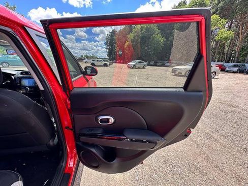 Used 2016 Kia Soul + w/ Audio Package FWD image 30