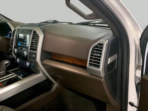 Used 2017 Ford F150 King Ranch w/ Equipment Group 601A Luxury RWD image 19