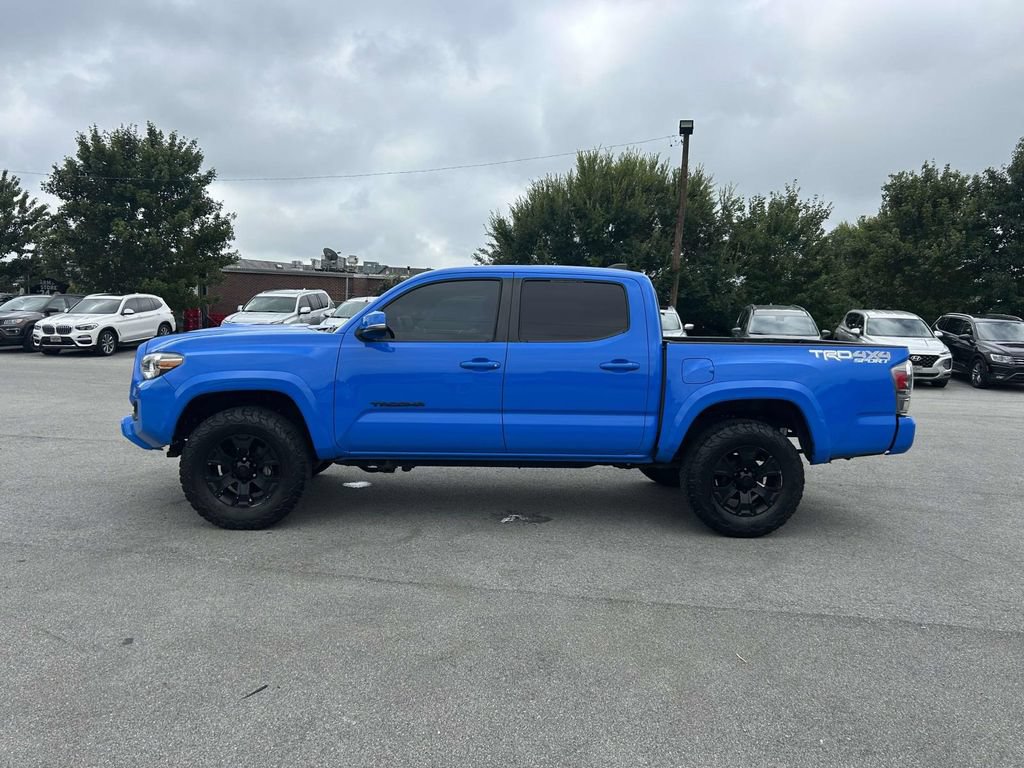 Used 2020 Toyota Tacoma TRD Sport w/ Technology Package AWD/4WD image 4