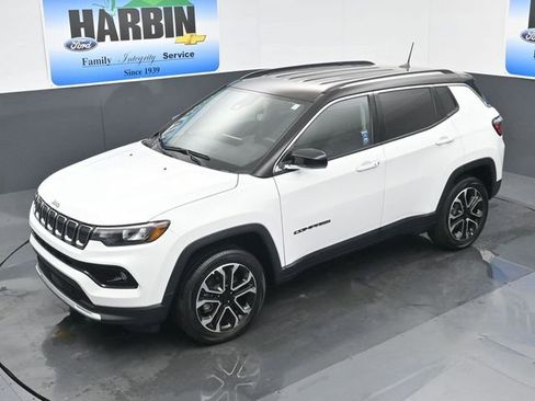 Used 2022 Jeep Compass Limited AWD/4WD image 23