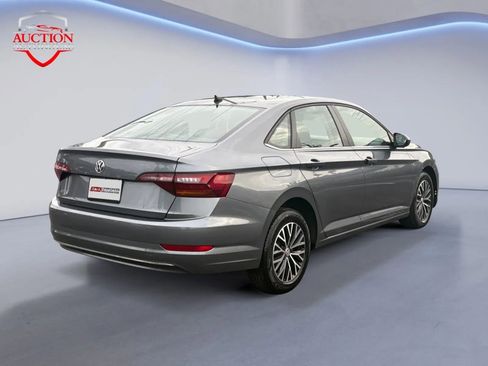 Used 2019 Volkswagen Jetta SE image 5