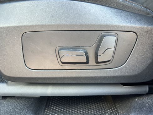 Used 2023 BMW X1 xDrive28i w/ Premium Package image 38