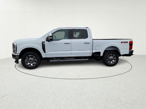 Used 2024 Ford F250 Lariat w/ Chrome Package image 3