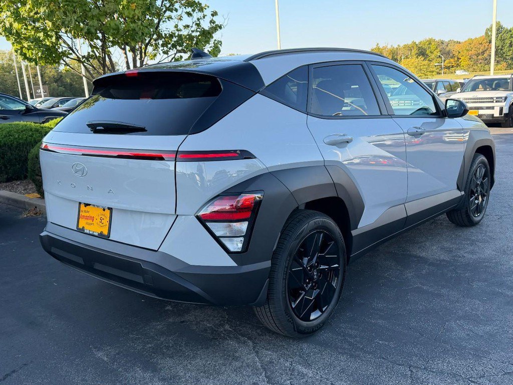 New 2027 Hyundai Kona SEL Sport FWD image 3