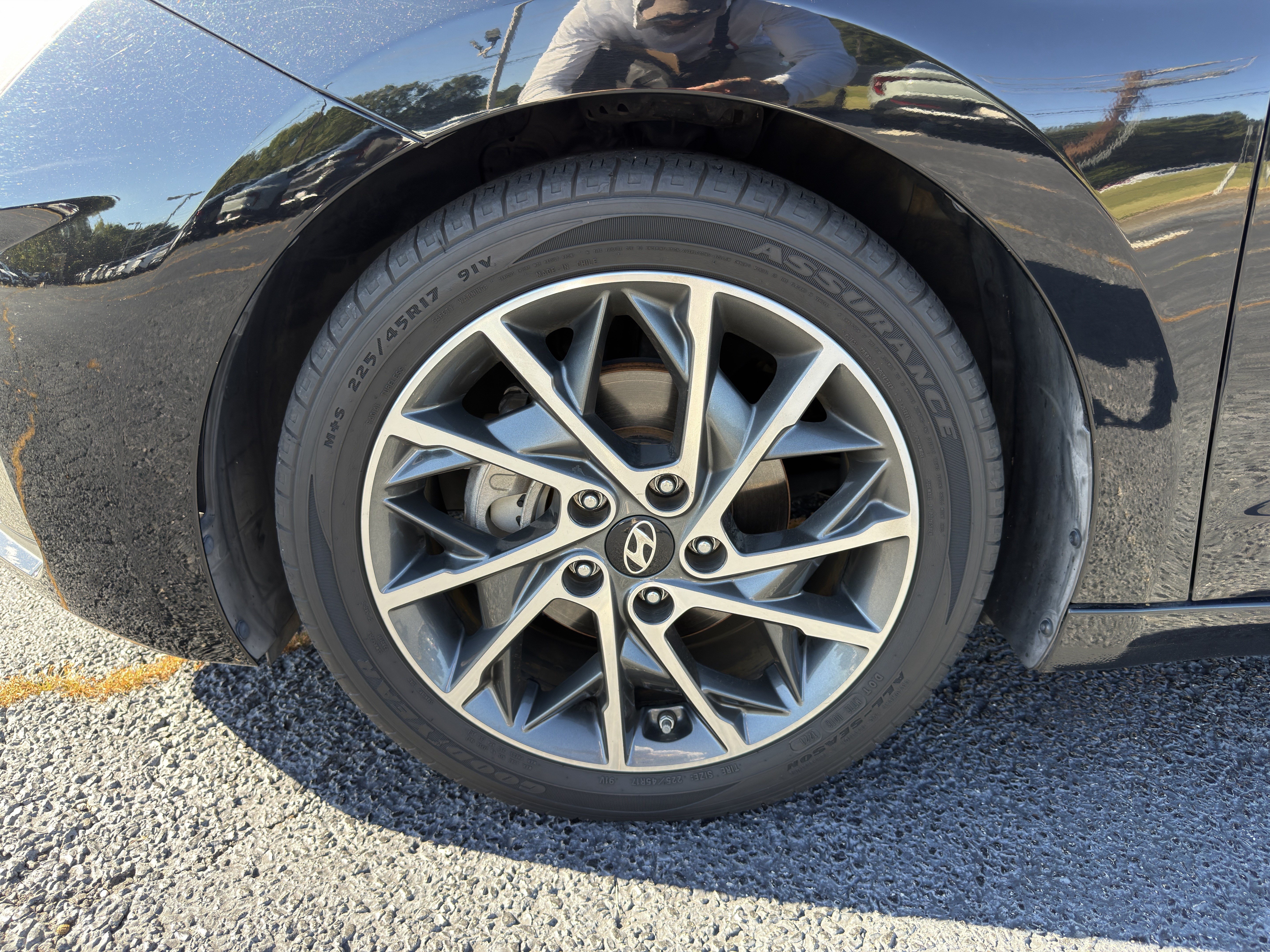Used 2019 Hyundai Elantra Limited FWD image 10