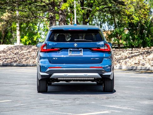 New 2026 BMW X1 xDrive28i w/ Technology Package AWD/4WD image 4
