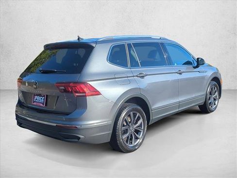 Used 2022 Volkswagen Tiguan SE image 5
