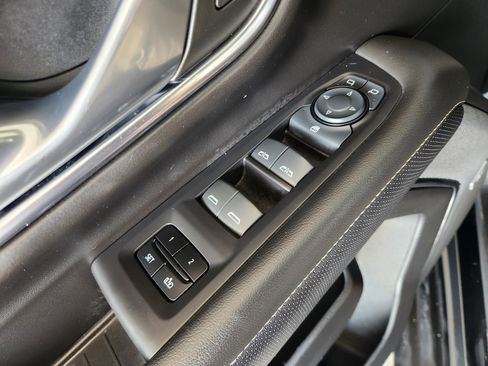 Certified 2024 GMC Yukon SLT image 24