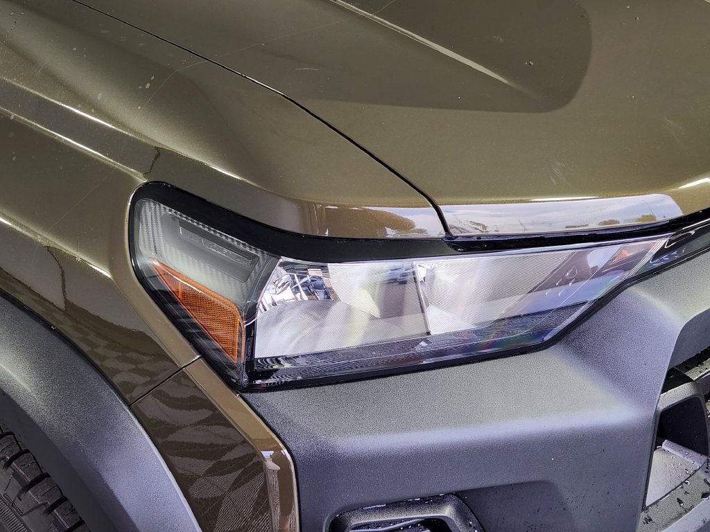 Used 2023 Chevrolet Colorado Trail Boss w/ LPO, Skid Plate Package AWD/4WD image 10