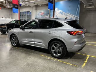 Used 2024 Ford Escape ST-Line video 3