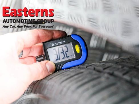 Used 2023 Chevrolet Malibu LT image 27