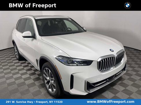 New 2026 BMW X5 xDrive40i w/ Parking Assistance Package image 1