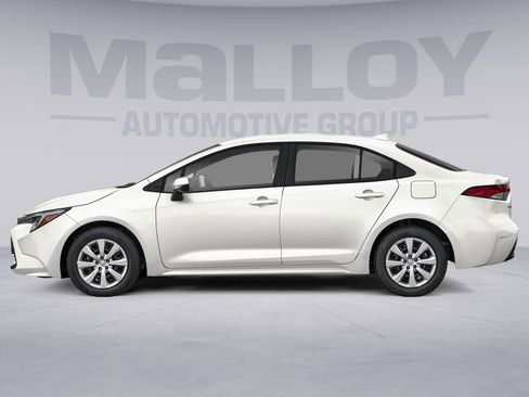 New 2026 Toyota Corolla LE image 2