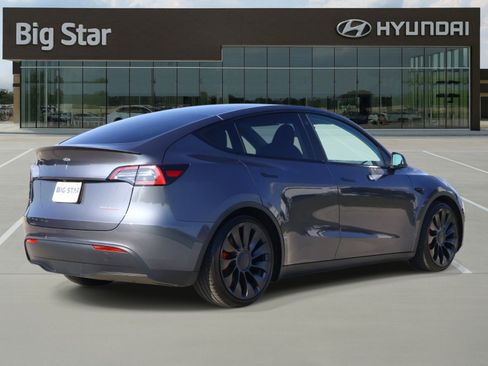 Used 2023 Tesla Model Y Performance AWD/4WD image 4