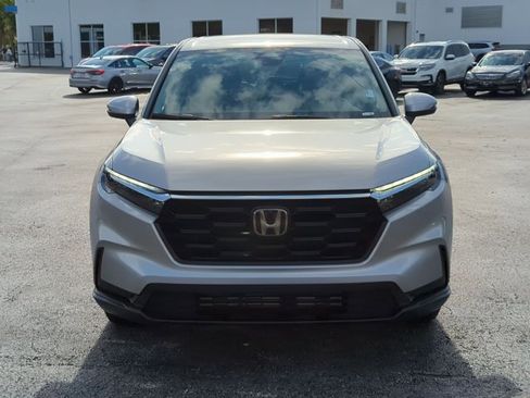 Used 2023 Honda CR-V LX image 2