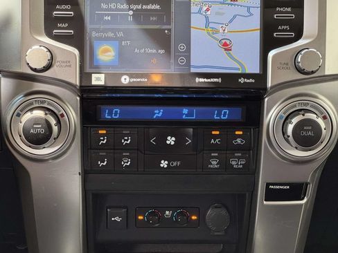 Used 2023 Toyota 4Runner Limited AWD/4WD image 19