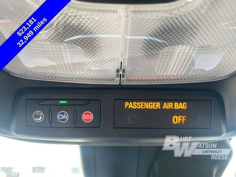 Used 2023 Chevrolet TrailBlazer RS w/ Sun and Liftgate Package AWD/4WD image 29