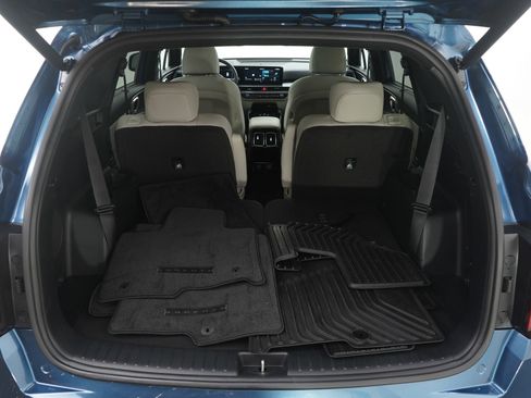 Used 2025 Kia Sorento SX Prestige image 9