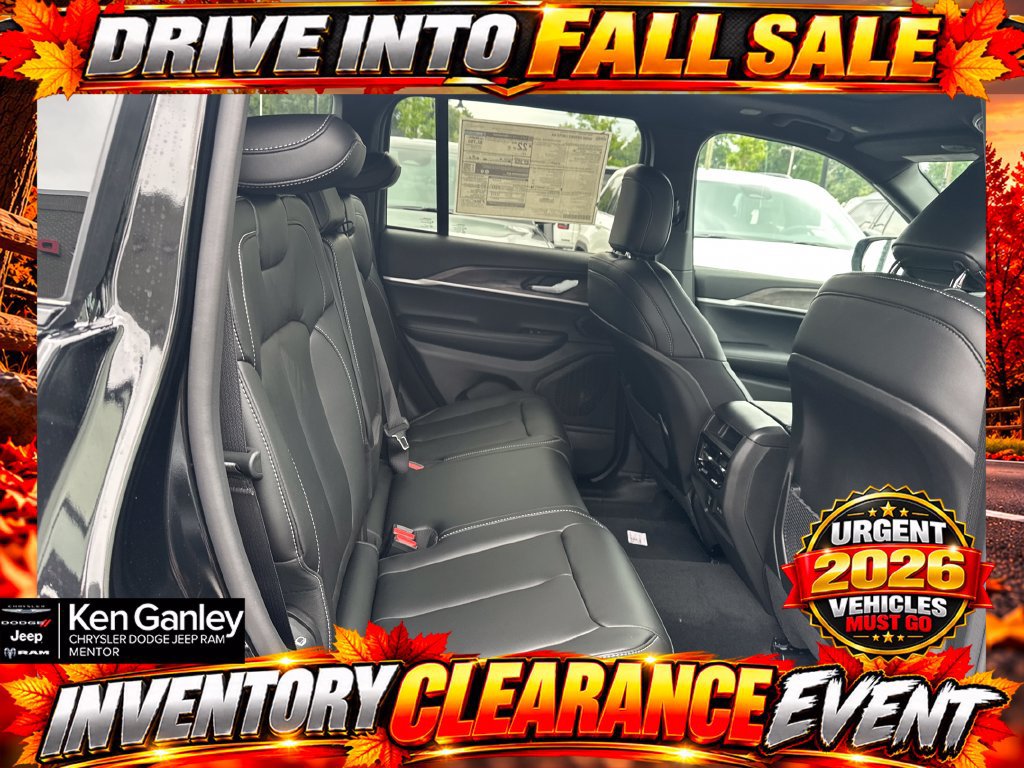 New 2026 Jeep Grand Cherokee Limited w/ Limited Altitude Package AWD/4WD image 22
