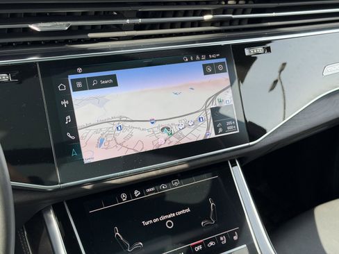 Used 2023 Audi Q8 Premium Plus w/ Premium Plus Package image 22