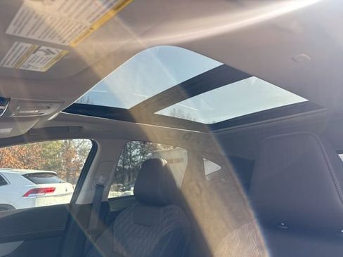 Used 2025 Nissan Murano Platinum w/ Cargo Package image 10