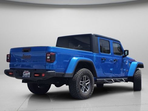 Used 2025 Jeep Gladiator Mojave w/ Convenience Group AWD/4WD image 24
