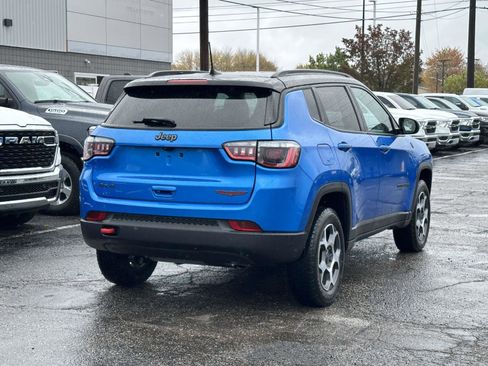 Used 2022 Jeep Compass Trailhawk image 4