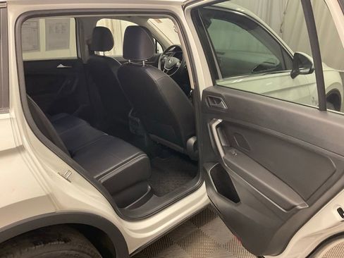 Used 2021 Volkswagen Tiguan S image 22