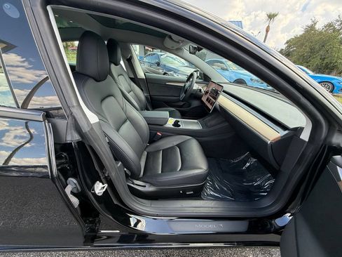 Used 2023 Tesla Model 3 Standard Range RWD image 28