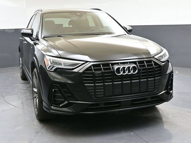Used 2024 Audi Q3 2.0T Premium w/ Convenience Package AWD/4WD image 8