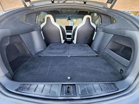 Used 2023 Tesla Model X image 73